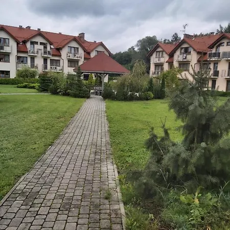 Mieszkanie Z Ogrodkiem W Ustroniu * Ustroň